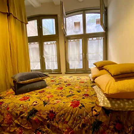 Triplex Avec Terrasse, Aux Pieds De La Cathedrale, 5 Personnes Apartamento