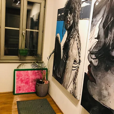 Triplex Avec Terrasse, Aux Pieds De La Cathedrale, 5 Personnes