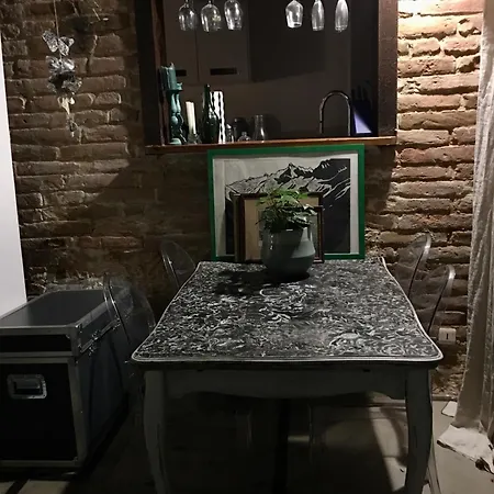 Triplex Avec Terrasse, Aux Pieds De La Cathedrale, 5 Personnes *
